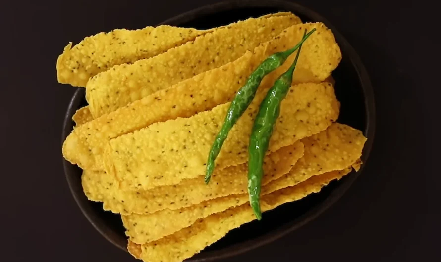 Crispy and Crunchy Fafda Recipe: A Gujarati Snack Sensation