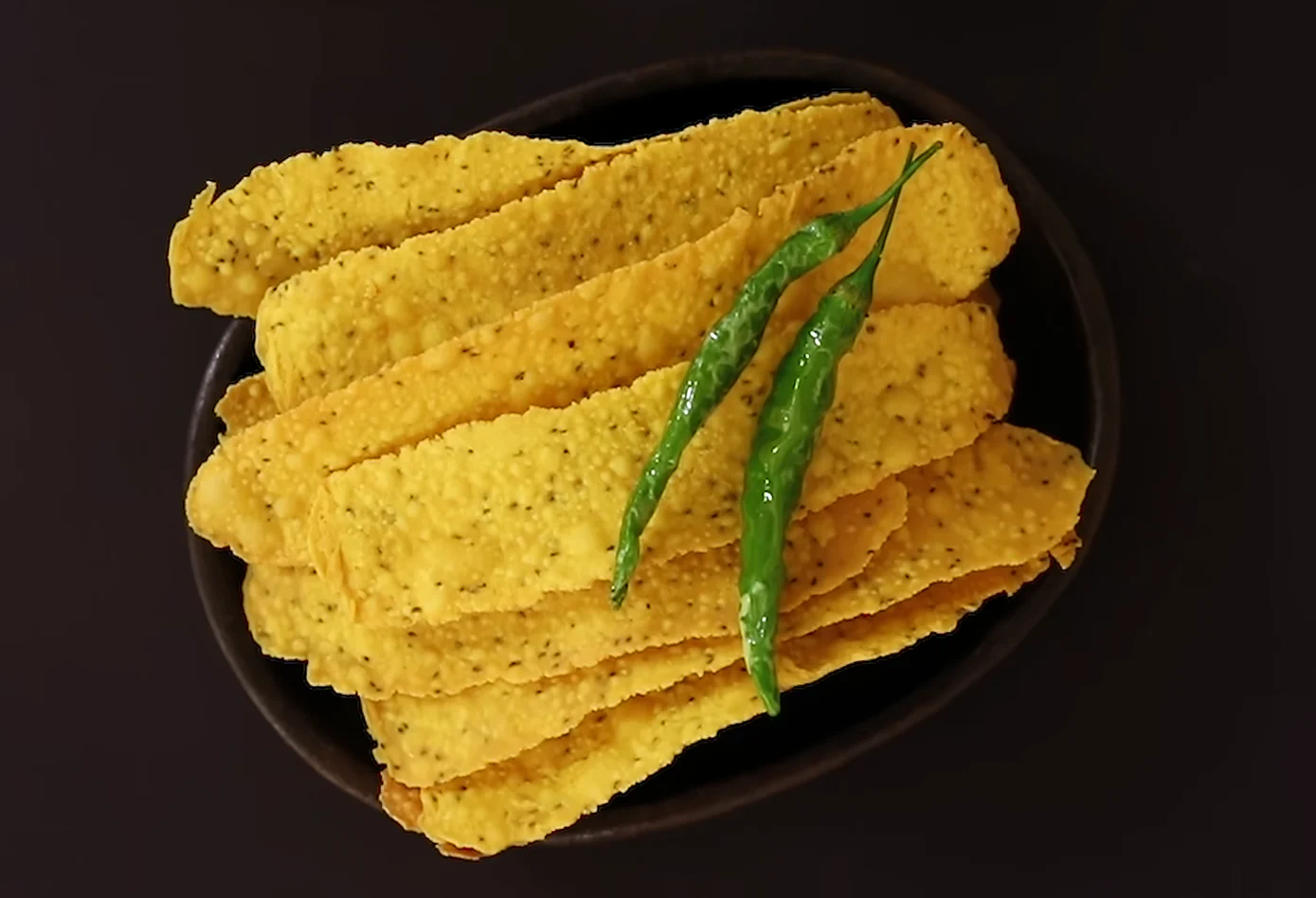 Crispy and Crunchy Fafda Recipe