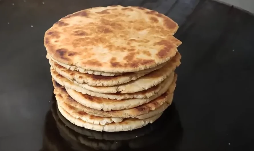 Rustic and Hearty Bhakri Recipe: A Gujarati Flatbread Staple